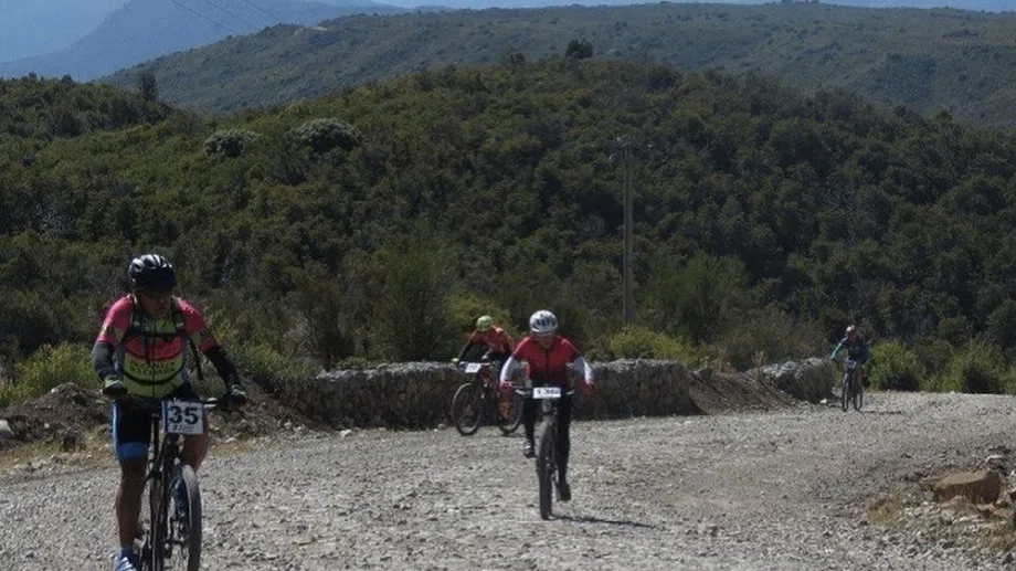 Trepada en bicicleta al cerro Perito Moreno