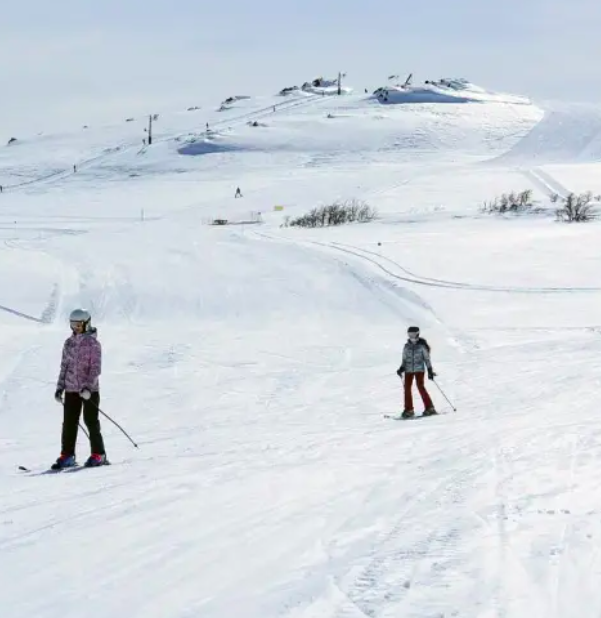 Esta temporada de nieve, pasaron más de 50.000 personas por el Cerro Perito Moreno